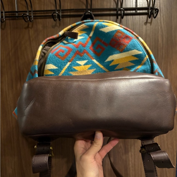 Colorful Patterned Backpack - Picture 5 of 8